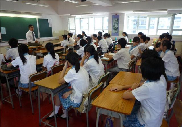 高中最难的学科，高中各学科难度排行榜（物理最难数学最抽象）