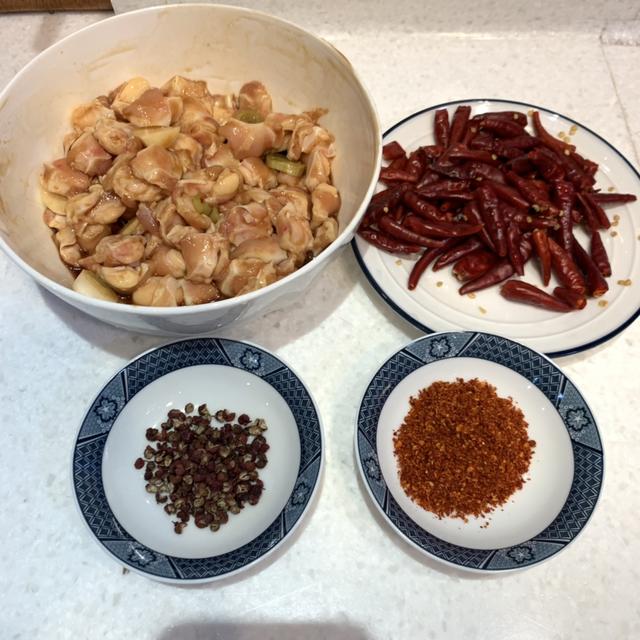 辣炒掌中宝简单做法，上海妈妈教你香辣掌中宝