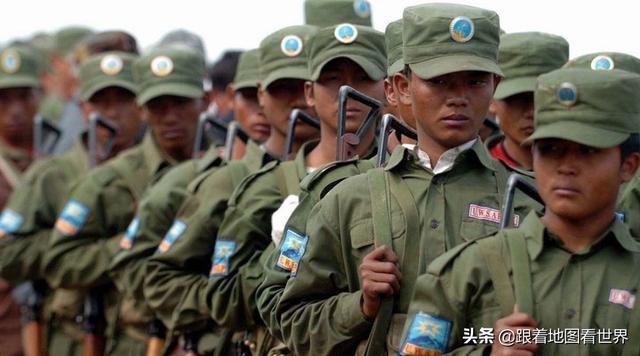 三面环山,一面临海的平原，三面环山的民族大熔炉