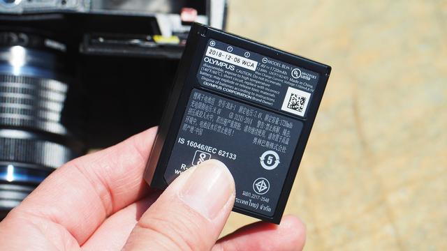 奥林巴斯em1，奥林巴斯em1mark3测评