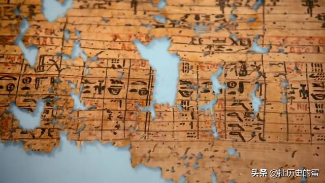 金字塔的建造及由来，古埃及并没有修建金字塔的能力
