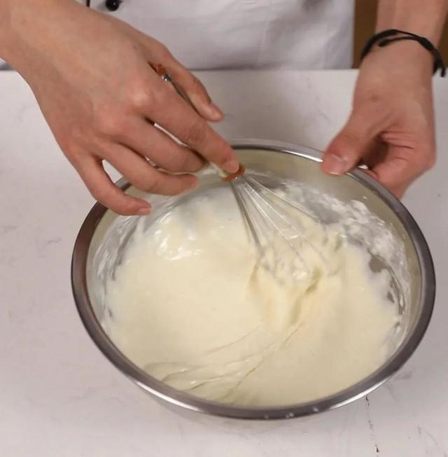 自制毛巾卷蛋糕方法，在家就能做的网红爆款毛巾卷蛋糕来啦