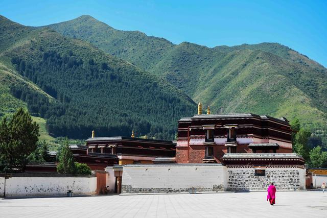藏区十大佛寺，神奇西北100景拉卜楞寺