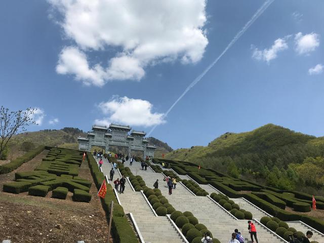 本溪关门山好还是千山好，山城本溪九鼎铁刹山值不值得去