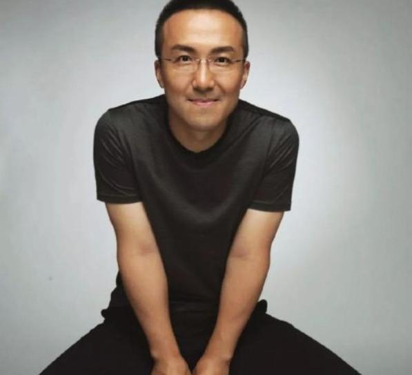 老爸老妈兄弟姐妹，张萌颜值巅峰图