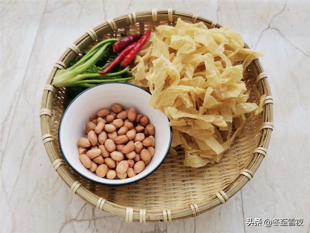 凉拌豆皮的最正宗做法，教你凉拌油豆皮的做法