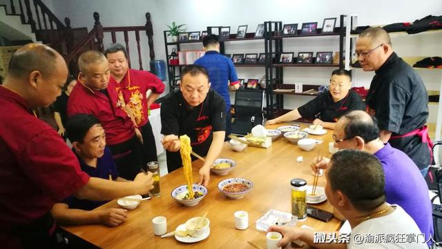 开面馆的经典方法，初创业开小面馆几点经验教训