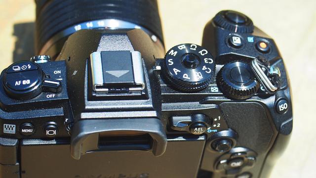 奥林巴斯em1，奥林巴斯em1mark3测评