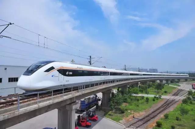 市域快轨的优点和缺点，“轨道上的都市圈”加速建成