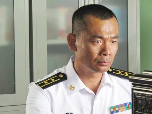 杨志刚演过的电视剧，电视剧火蓝刀锋怎么拍摄了半年呢（杨志刚实锤有第三、第四季）