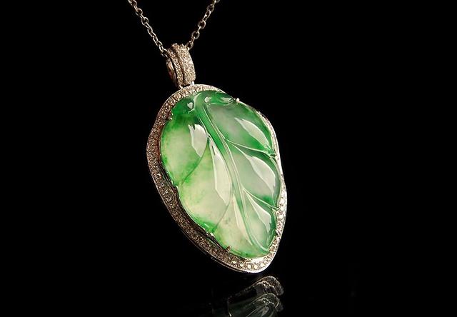 翡翠抛光的方法和技巧，做一件精美的翡翠成品