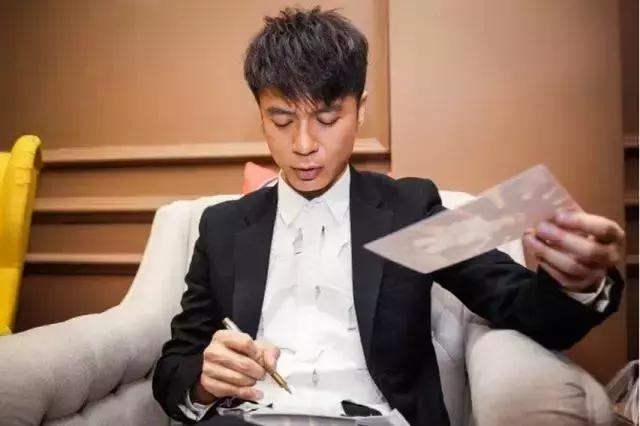 李克勤个人资料简介，李克勤详细个人资料