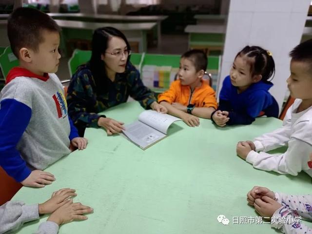 枣庄立新小学优秀教师，实验二小