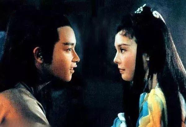 杨过和小龙女故事来龙去脉，小龙女和杨过经过了几次分分合合才最终走到了一起