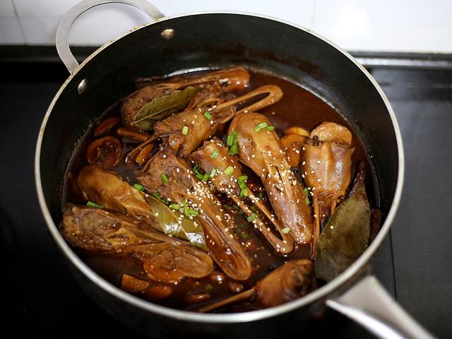 鸭头怎么弄比较好吃，鸭头自从学会这做法