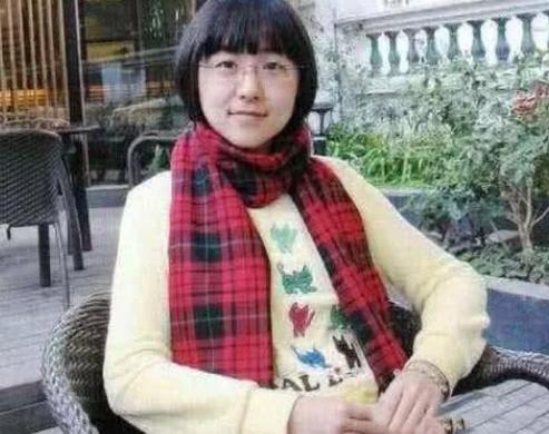 车祸改变胡歌的一生，她为救胡歌当场死亡