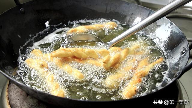 麻花怎么做好吃，怎样做出香甜又好吃的麻花