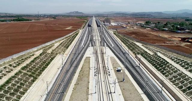 赤峰至喀左高铁全面试运行，赤峰至喀左高铁站点