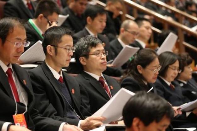 公务员晋升年限表，公务员晋升年龄表（公务员一般晋升年龄）