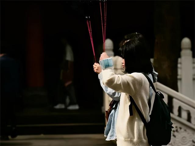 乐山大佛博物馆，这个月去乐山大佛旅游攻略图