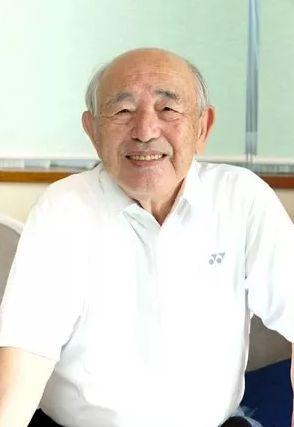 尤尼克斯是哪国品牌，尤尼克斯是哪国的品牌（24岁世界冠军成国羽新任队长）
