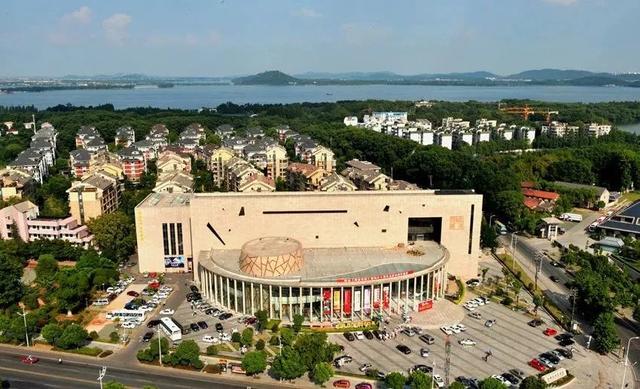 地铁里的美食节目叫什么名字，《乡厨》第一集播出