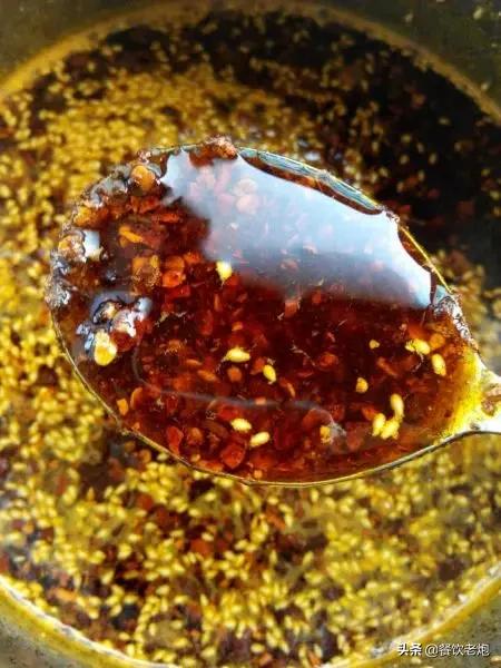 凉皮汤料调料的配方，正宗凉皮调料做法和配方