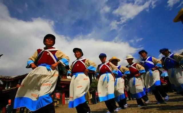 云南特色少数民族节日都在这了，云南春节旅游景点有哪些风俗