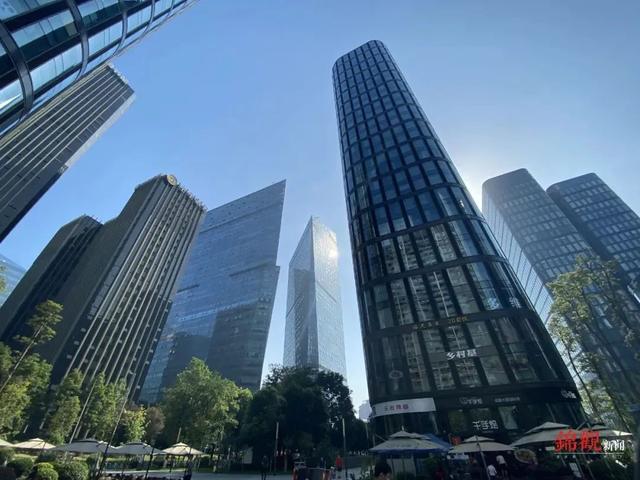 天府一街崛起，有一种奋斗叫天府三街