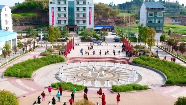 遂宁市蓬溪县有多少个乡镇，四川遂宁蓬溪县最大的镇