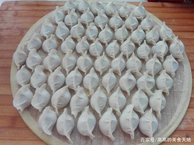 白萝卜要焯水吗，白萝卜馅饺子的萝卜要不要焯水（先焯水还是直接炒）