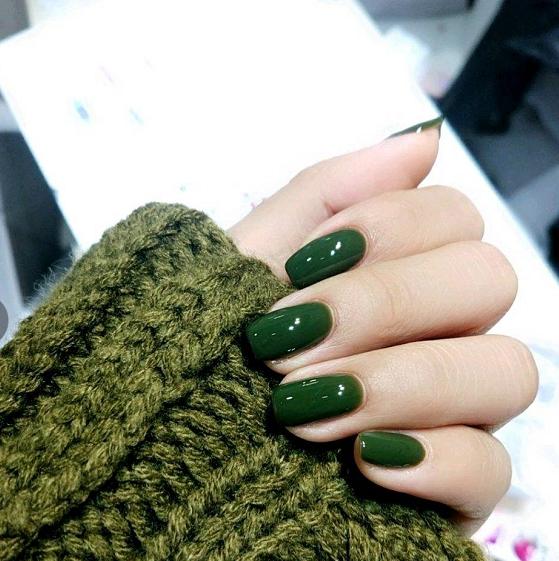 好看的显白的纯色美甲推荐，好看又显白系列美甲