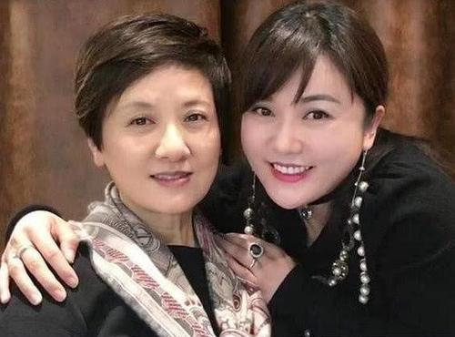 张国立邓婕个人简介，二婚嫁给张国立