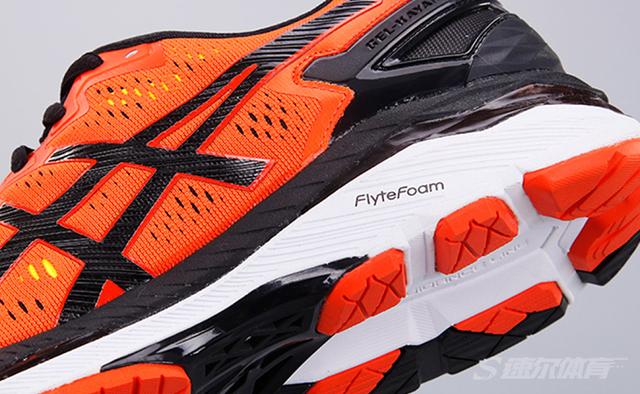 国产各跑鞋品牌当家科技，全球跑鞋品牌中底科技的运用及其发展过程