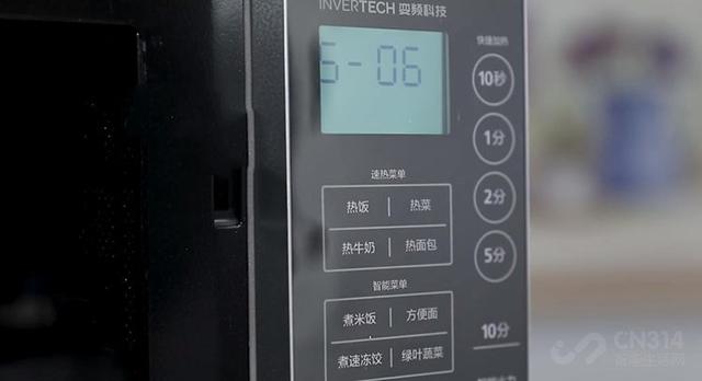 微波炉怎么热菜，怎样选择微波炉热菜（微波炉是如何给食物加热的）