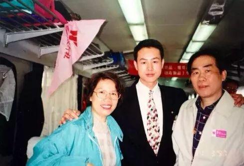 张颂文热爱可以抵消一切，为什么我还是想写张颂文