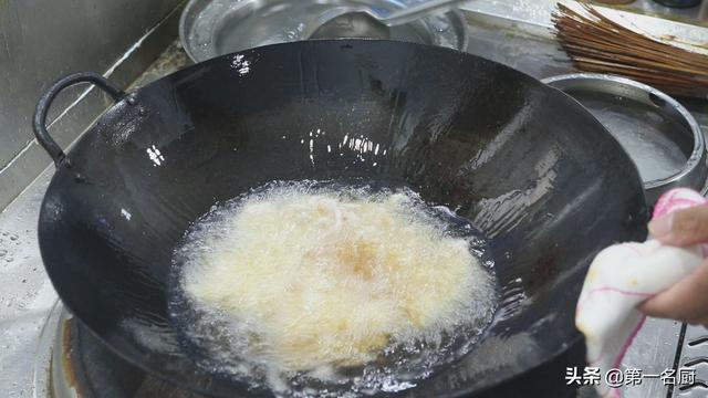 京酱肉丝用什么肉，正确的京酱肉丝做法（这才是京酱肉丝）