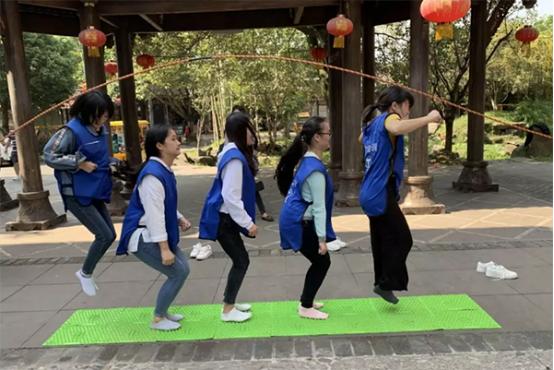 适合聚餐团建游戏，拓展团建趣味办公室聚会破冰热身小游戏