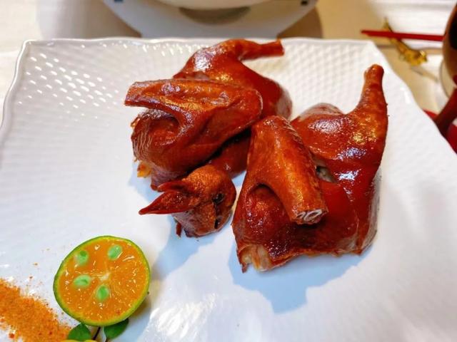 广州最有潜力的粤菜餐厅，三代餐饮世家的90后老板在长春做创意粤菜