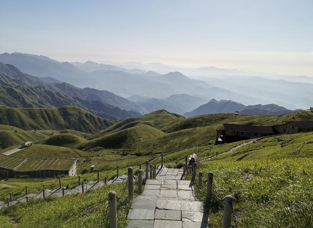 武功山旅游攻略，武功山旅游攻略一日游（江西武功山\u0026仙凤三宝亲子游记）