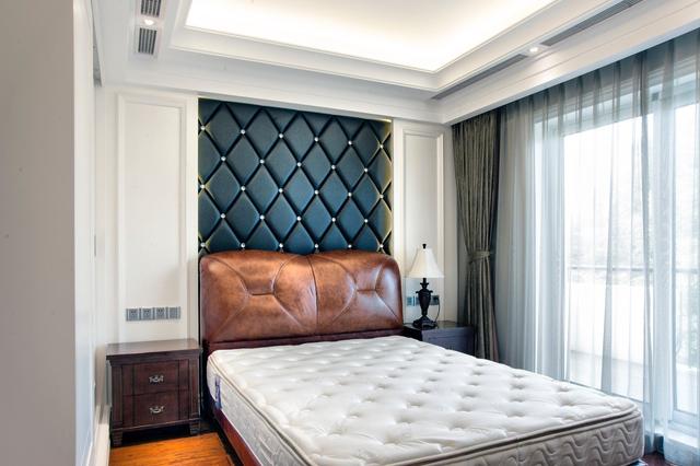 双控开关怎么安装，双控开关怎样接线安装（双控开关的工作原理是什么）