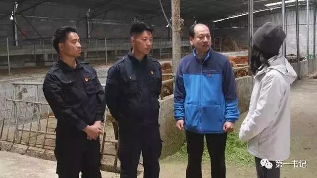 郭沫若天上的街市，关于郭沫若的天上的街市（七年级语文上册二十课《天上的街市》课文笔记）