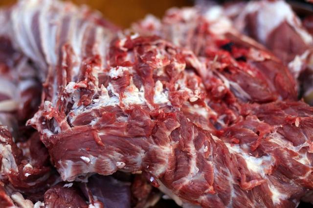 羊肉是热性还是凉性，羊肉是热性食物还是凉性食物（一招辨别食物“寒热”）