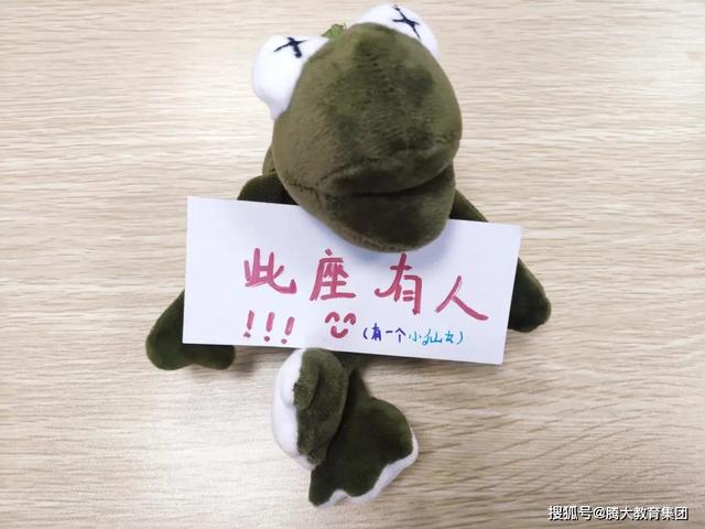 关于比赛的作文450字左右,礼物作文400字优秀作文比赛