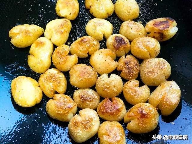 小土豆怎么做好吃，小土豆最正宗的做法