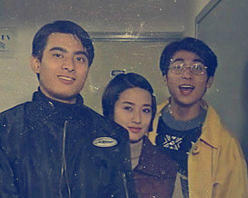 马伊琍文章离婚后真实关系曝光，马司令马伊琍为何在文章出轨5年后离婚