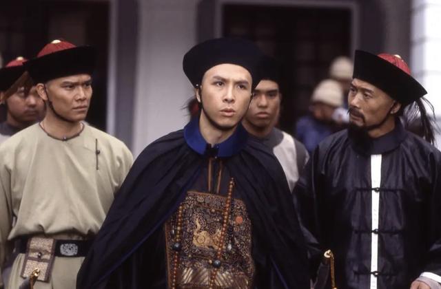 甄子丹前妻万绮雯，甄子丹曾为她抛妻弃子万绮雯（万绮雯：年轻时相貌平平）