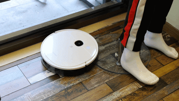 科沃斯各大扫地机器人评测，科沃斯扫地机器人DEEBOT