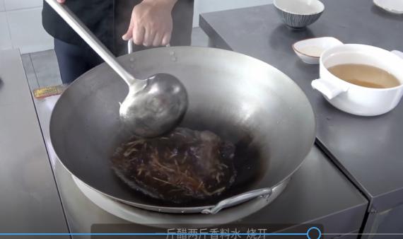 正宗秦镇米皮的制作方法，很多加盟店都在做这个