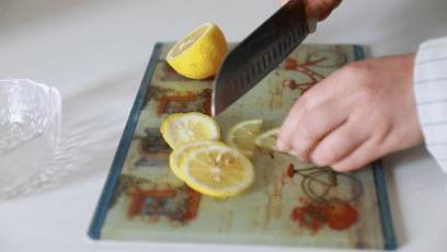 清蒸虾的做法及调料，清蒸白灼虾正确做法（只要一味调料就很好吃）